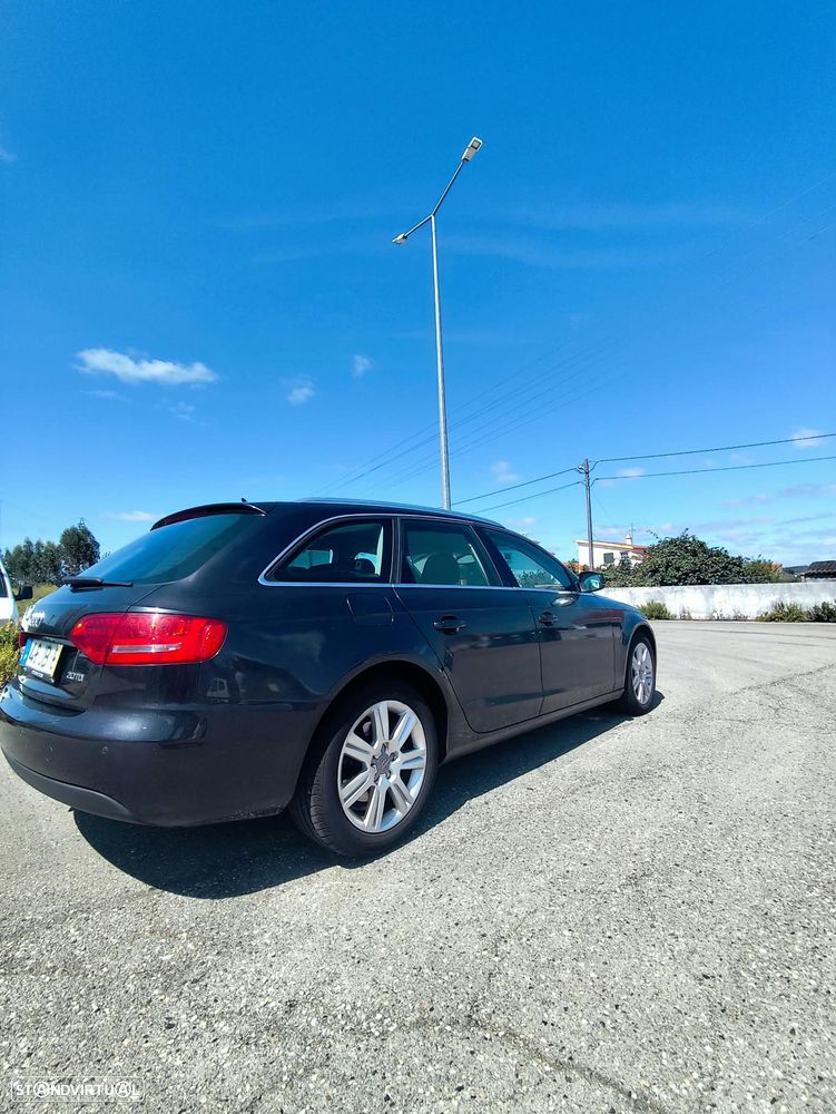 Audi A4 Avant 2.0 TDI multitronic - 9