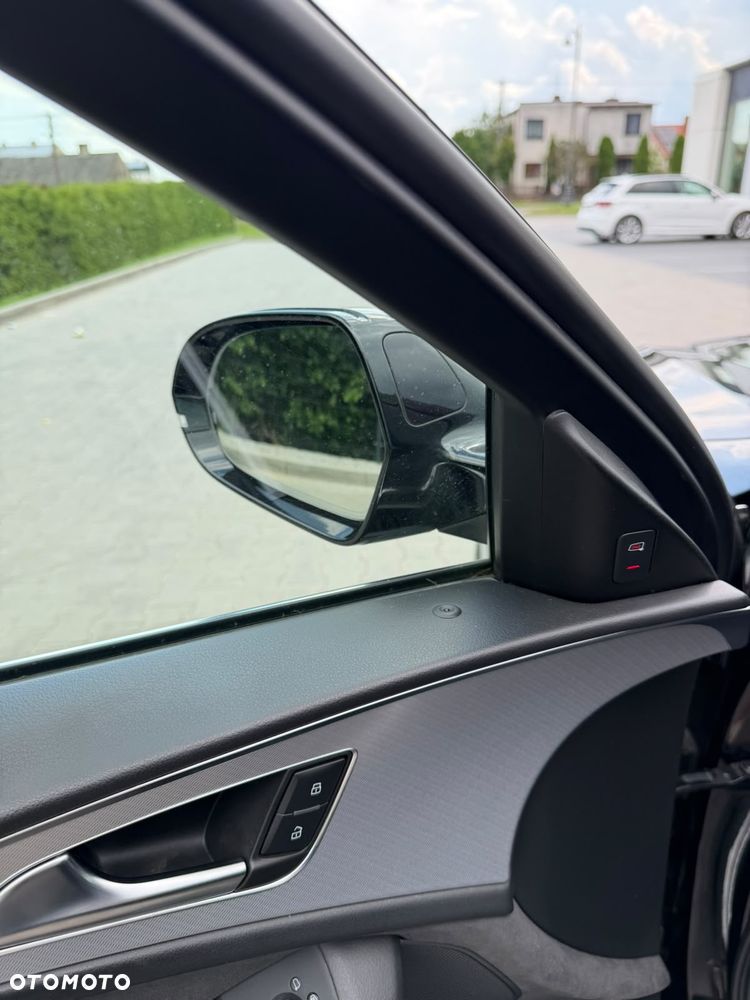 Audi A6 Avant - 14