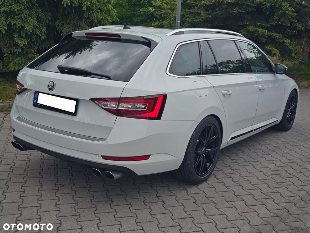 Skoda Superb - 37