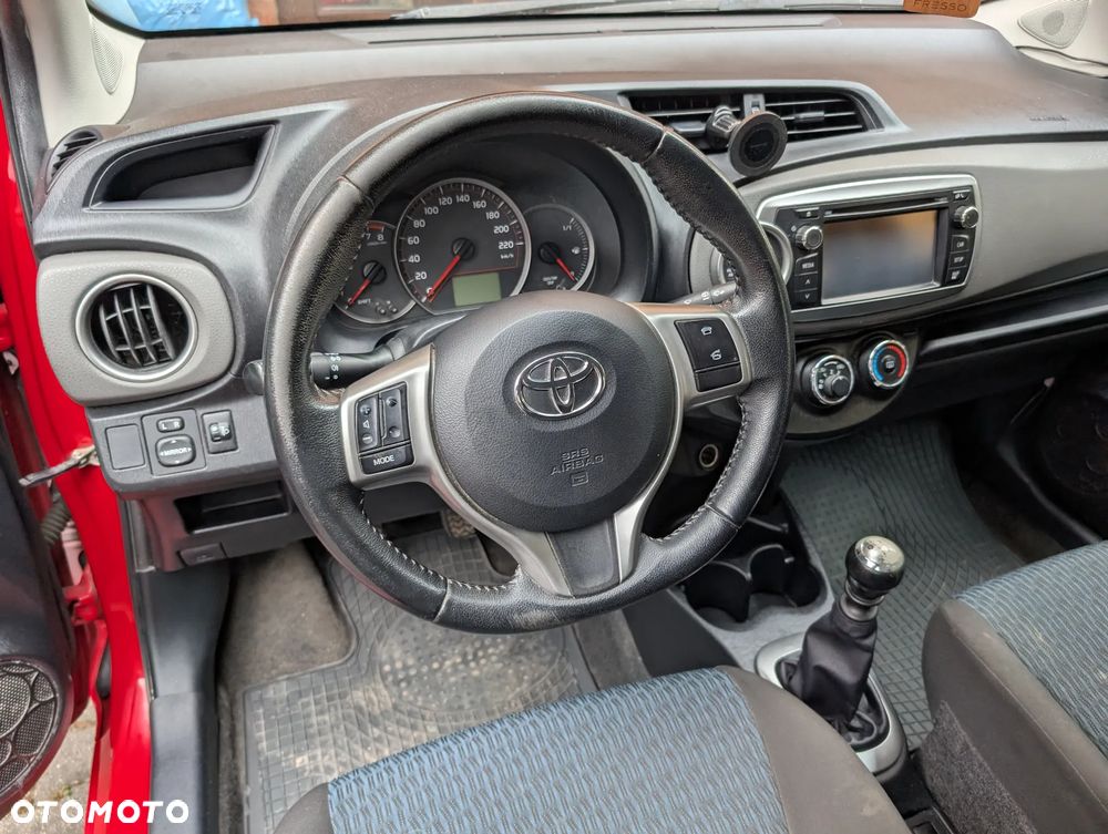 Toyota Yaris 1.33 Sol - 16