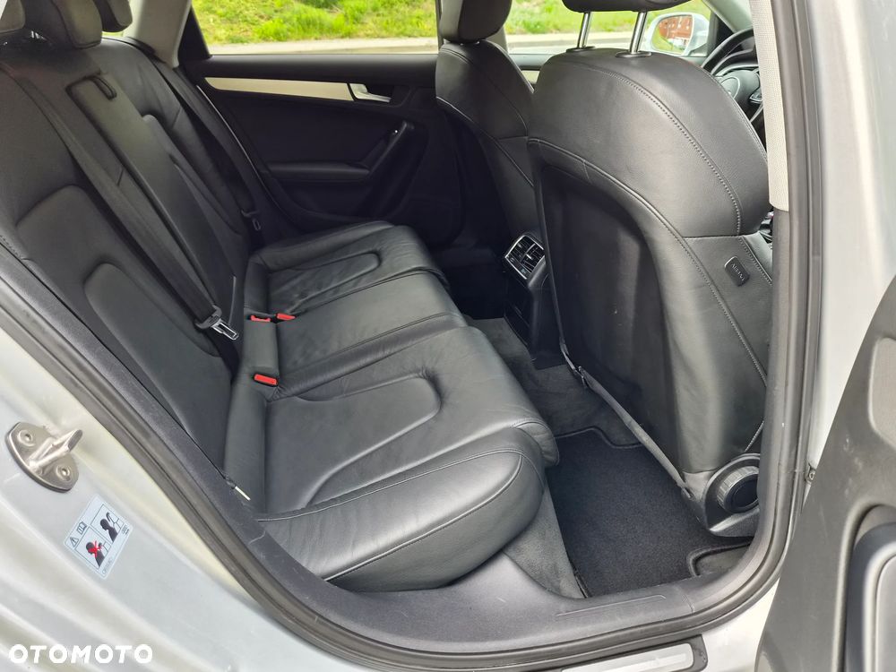Audi A4 Avant 2.0 TDI DPF S line Sportpaket - 11