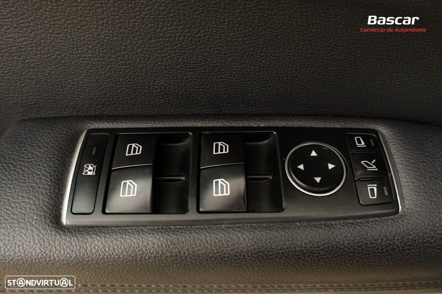 Mercedes-Benz E 250 CDI Avantgarde BE Auto. - 44