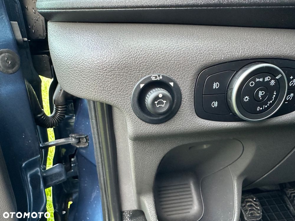 Ford Transit - 13
