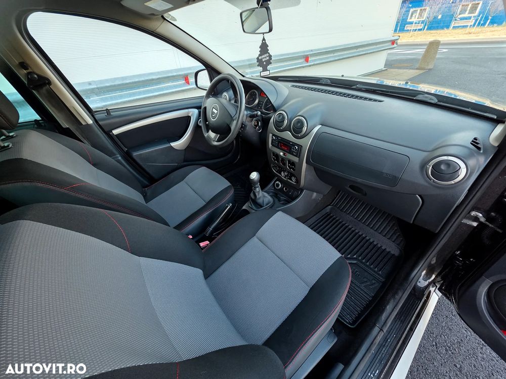 Dacia Duster dCi 110 FAP 4x4 Prestige - 10