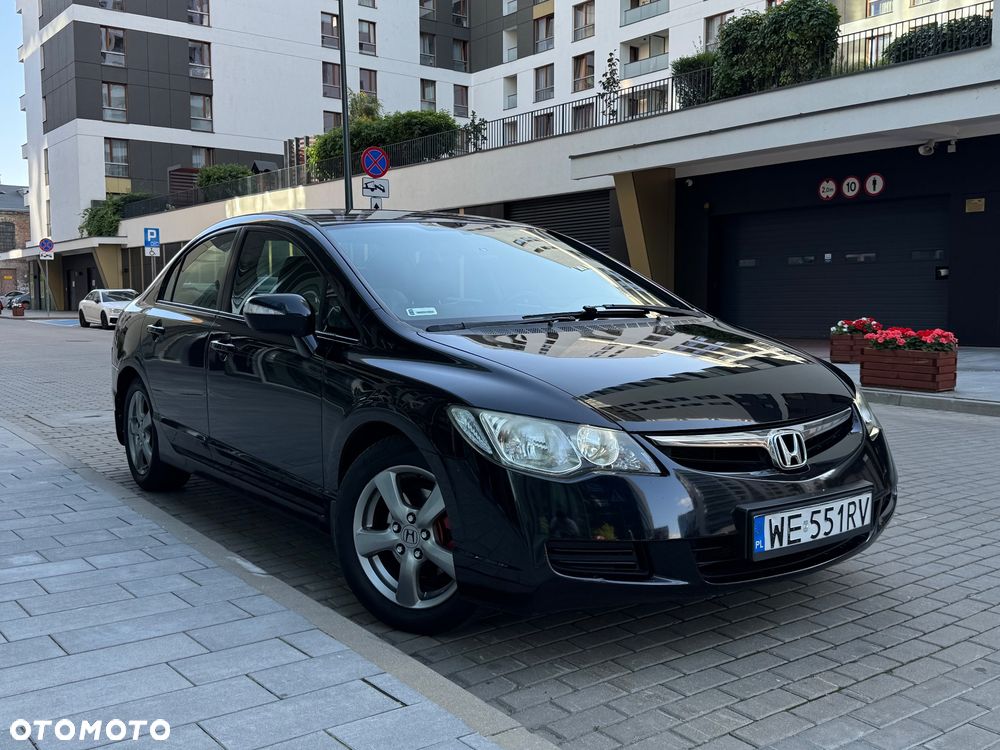 Honda Civic 1.8 Comfort - 1