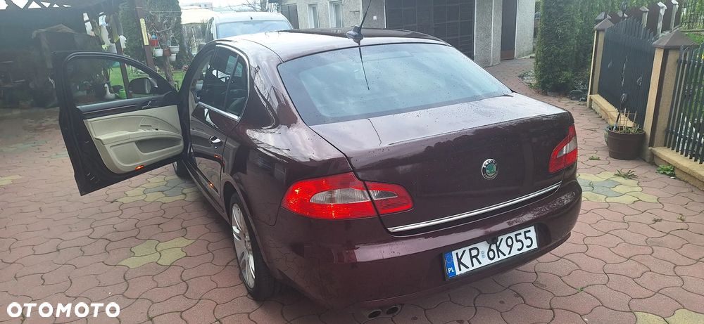 Skoda Superb 2.0 TDI 4x4 Elegance - 6