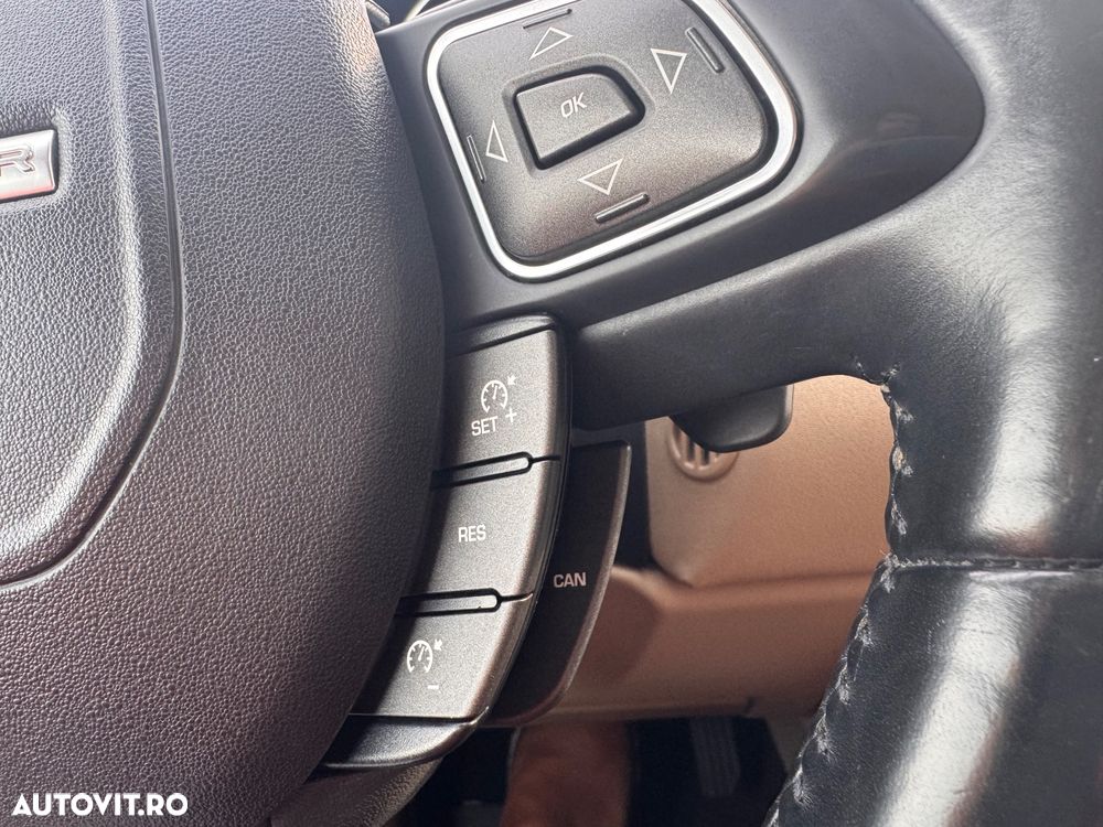 Land Rover Range Rover Evoque - 15