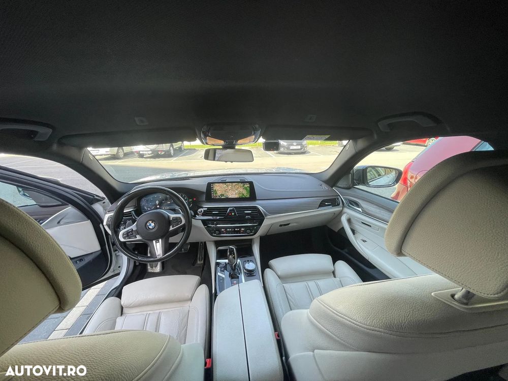 BMW Seria 5 530i xDrive AT - 17
