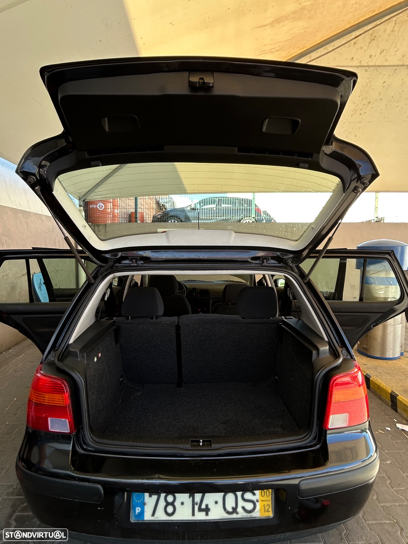 VW Golf - 6