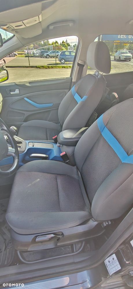 Ford Kuga 2.0 TDCi Titanium - 7