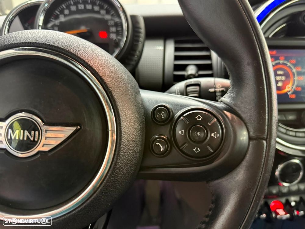 MINI 3 Portas Cooper D Auto - 15