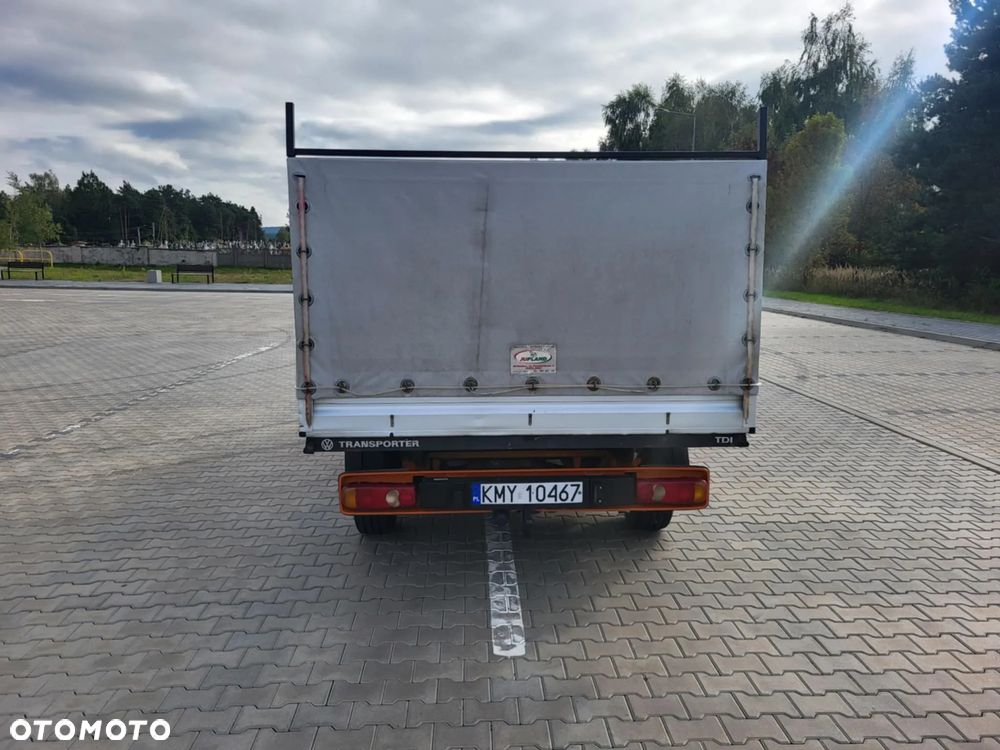 Volkswagen Transporter - 5