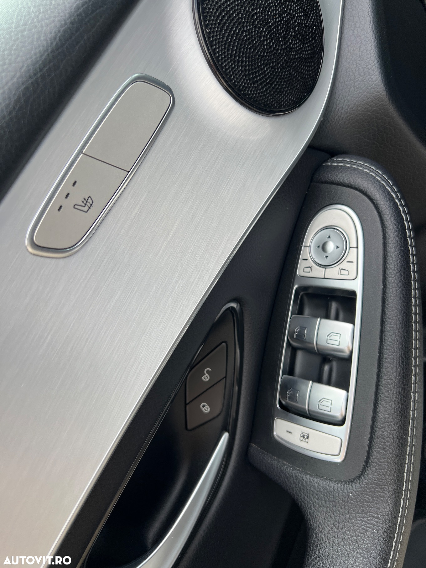 Mercedes-Benz GLC 220 d 4Matic 9G-TRONIC AMG Line - 20