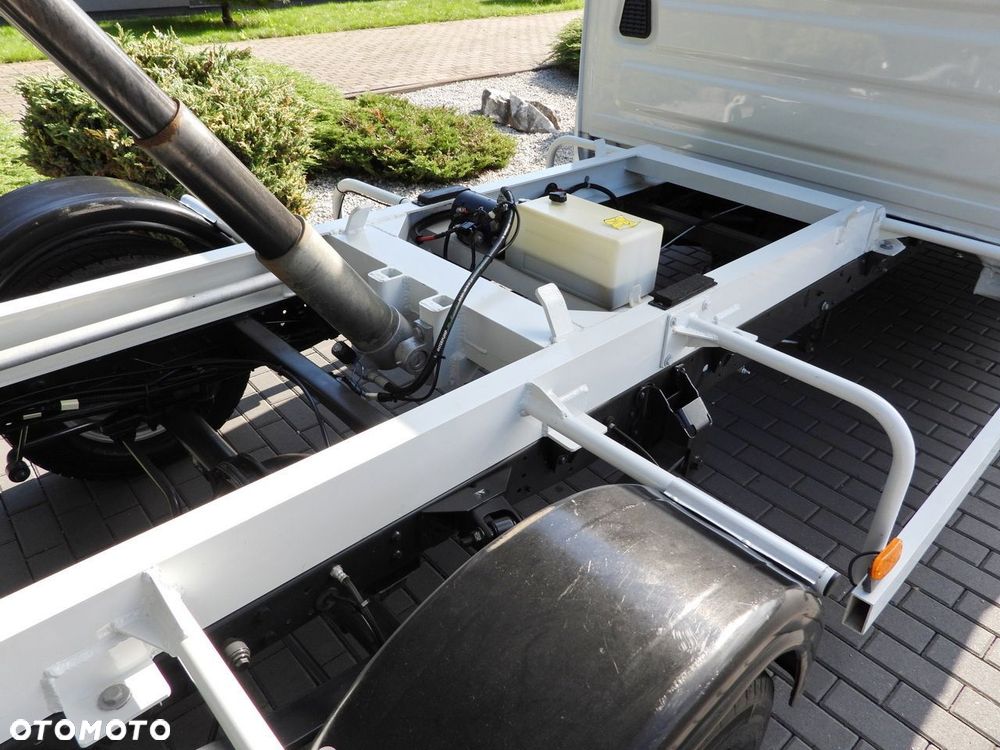 Iveco DAILY 35S14 WYWROTKA PODWÓJNA KABINA DOKA 6 MIEJSC TEMPOMAT LEDY AUTOMAT HI-MATIC KLIMATYZACJA  140KM - 21