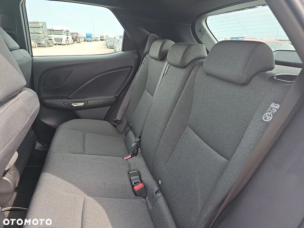 Lexus LBX 1.5 Hybrid - 13