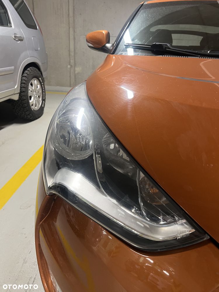 Hyundai Veloster 1.6 GDI Comfort - 20