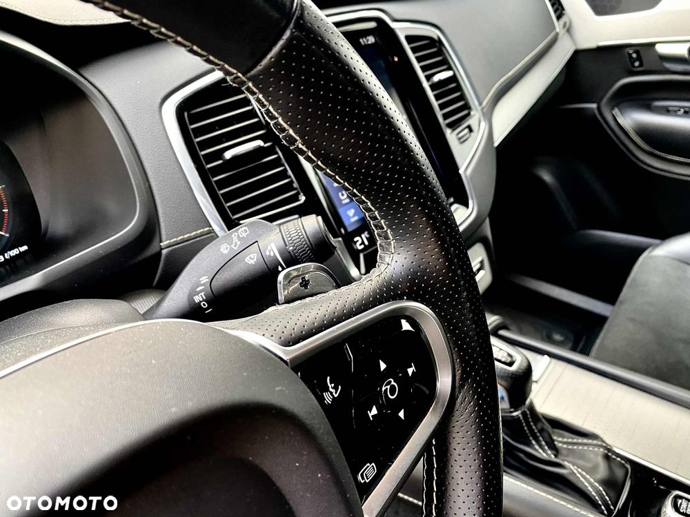 Volvo XC 90 D5 SCR AWD R-Design - 15