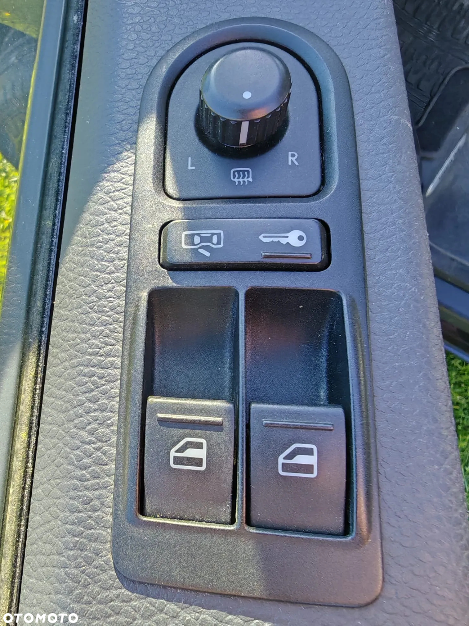 Volkswagen Multivan - 9