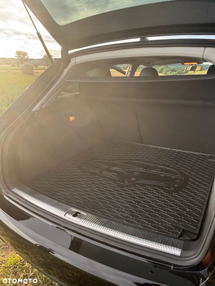 Audi A4 Avant 2.0 TDI DPF - 6