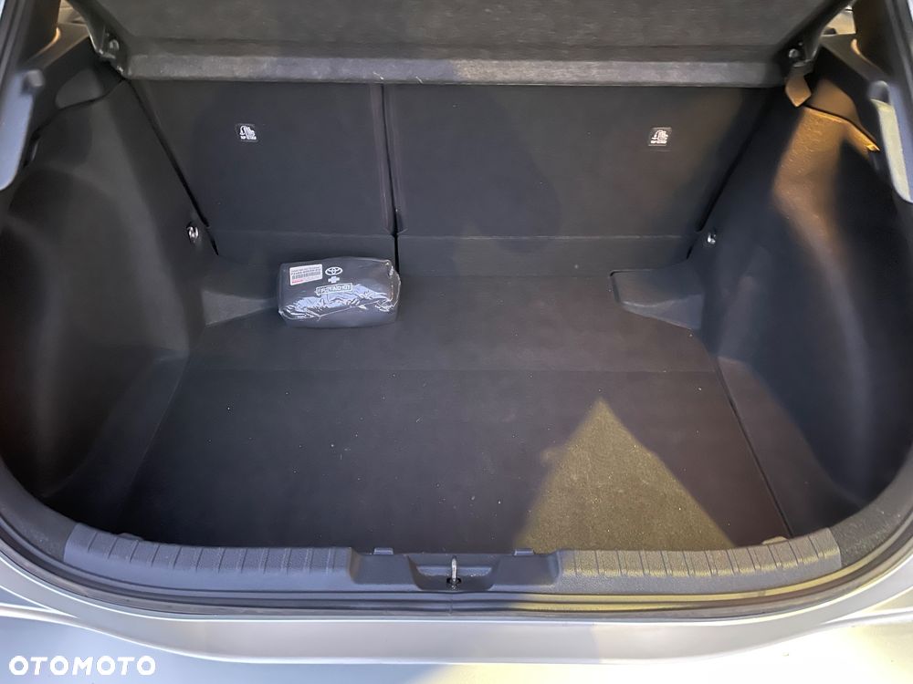 Toyota Corolla 1.8 Hybrid Comfort - 8