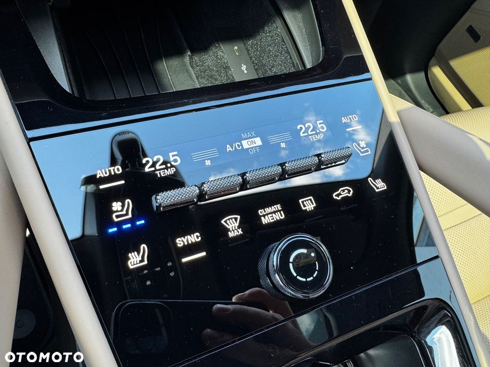 Porsche Cayenne Standard - 21