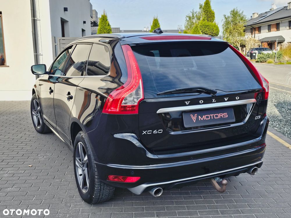 Volvo XC 60 D3 Drive-E R-Design Momentum - 18