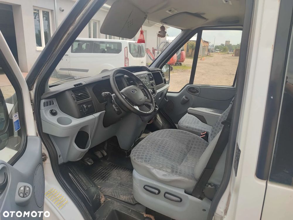 Ford TRANSIT - 8