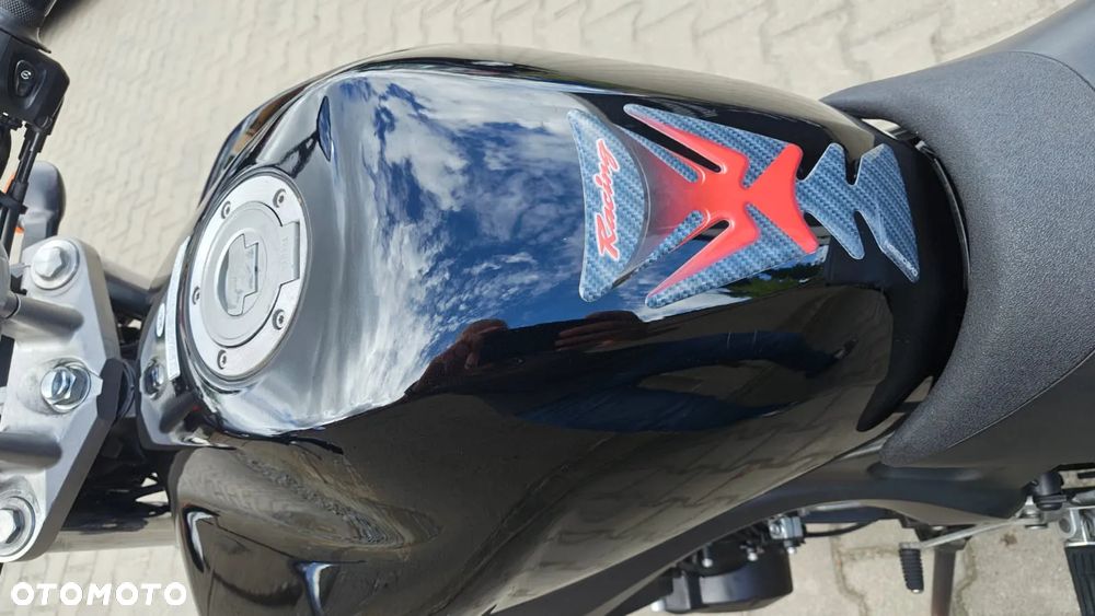 Yamaha FZ6 - 3