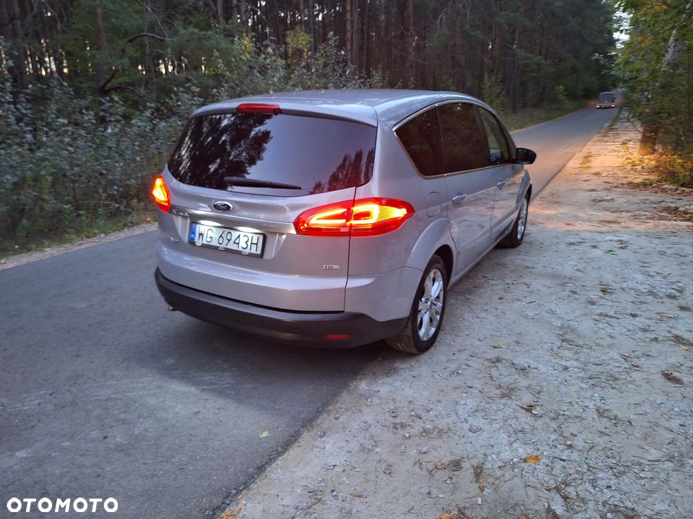 Ford S-Max 2.0 TDCi Titanium - 4