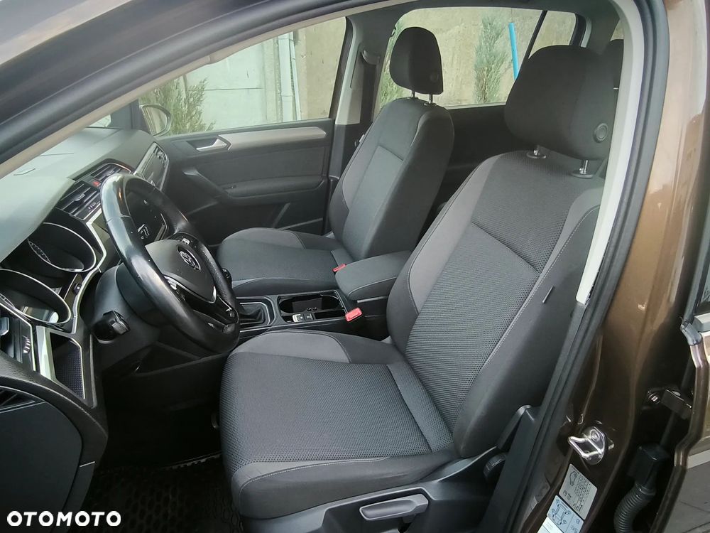 Volkswagen Touran 1.6 TDI BMT SCR Comfortline - 17