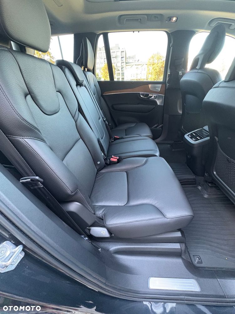 Volvo XC 90 - 24