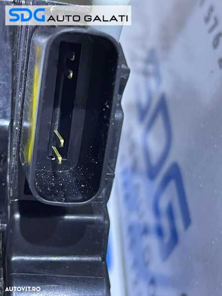 Broasca Incuietoare Usa Portiera Dreapta Fata Hyundai I30 2013 - 2017 Cod 81320-A6010 - 3