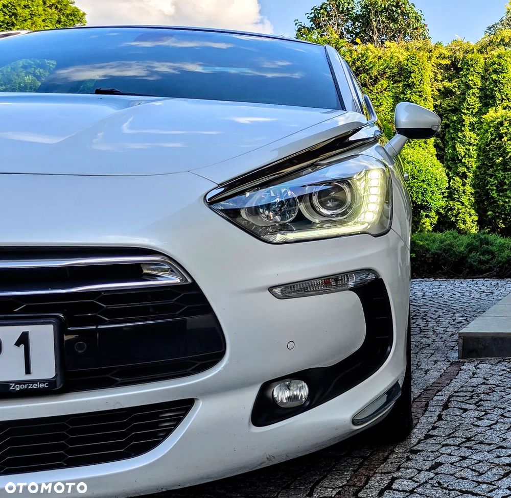 Citroën DS5 2.0 HDi Chic - 32