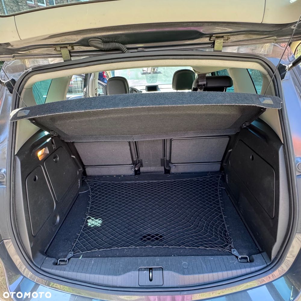 Opel Meriva - 8