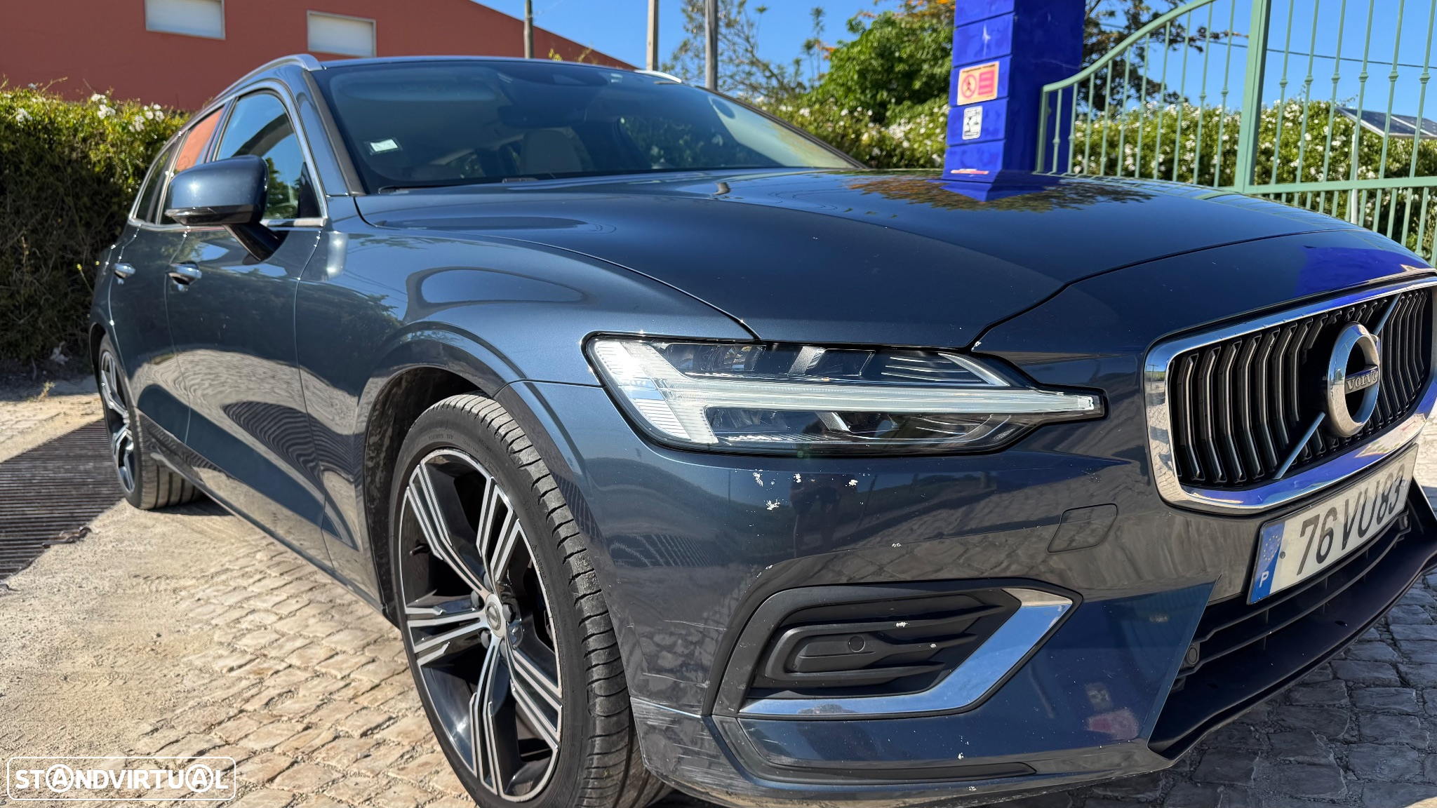 Volvo V60 2.0 D4 R-Design Geartronic - 8