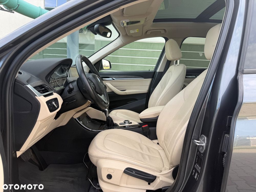 BMW X1 sDrive18i - 15