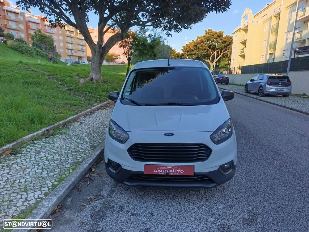 Ford Transit Courier - 4