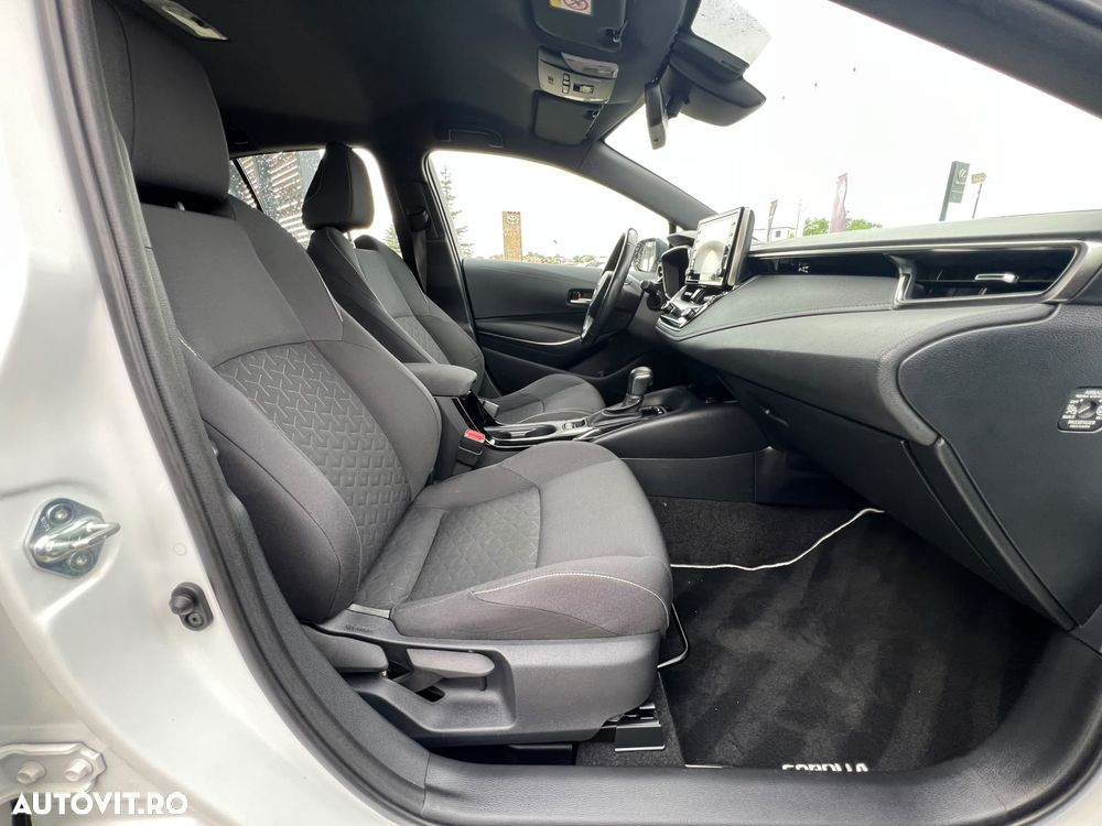 Toyota Corolla 1.8 HSD Dynamic - 15