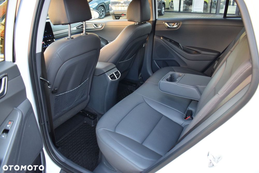 Hyundai IONIQ hybrid Platinum - 14