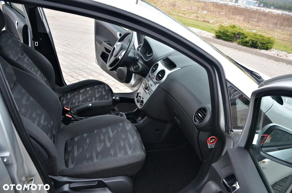 Opel Corsa - 16