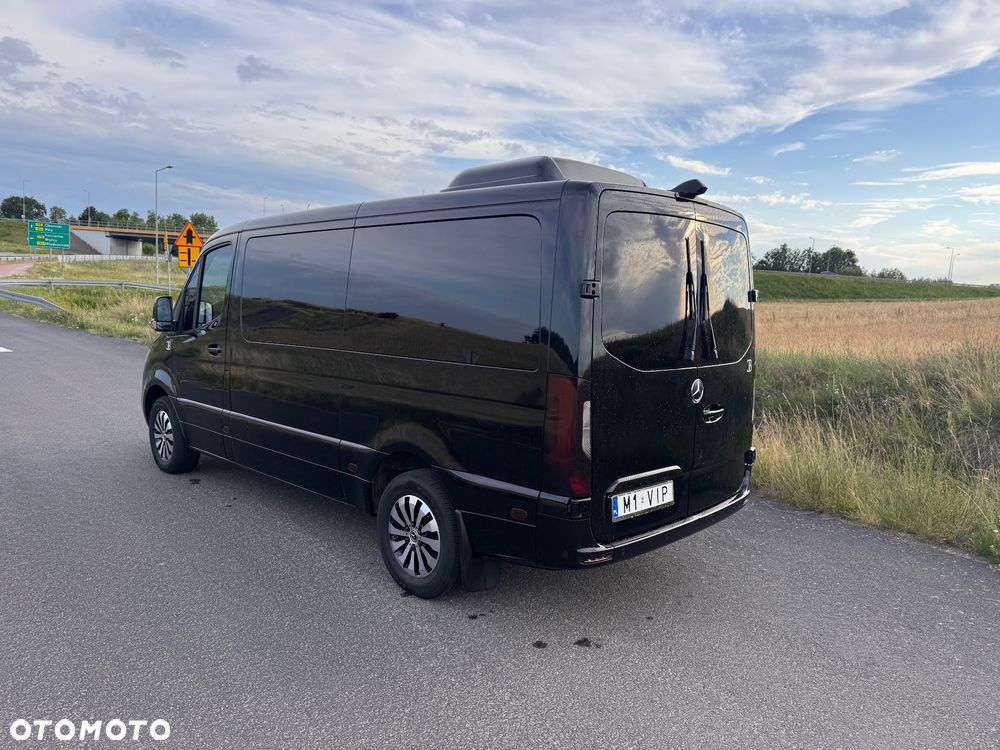 Mercedes-Benz Sprinter - 9