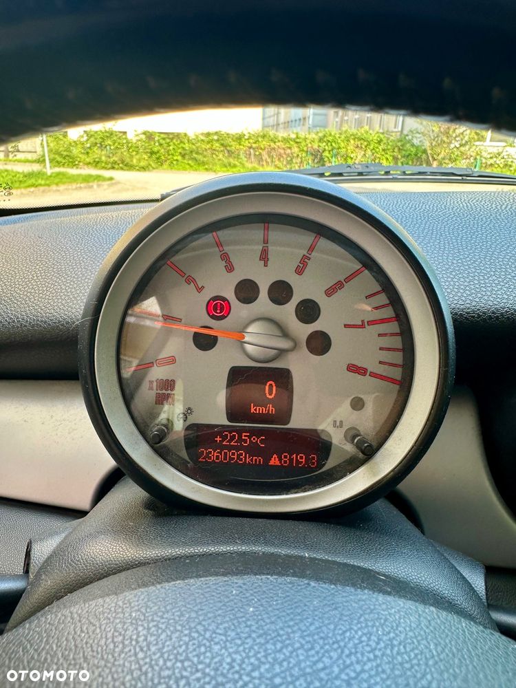 MINI Cooper Standard - 8