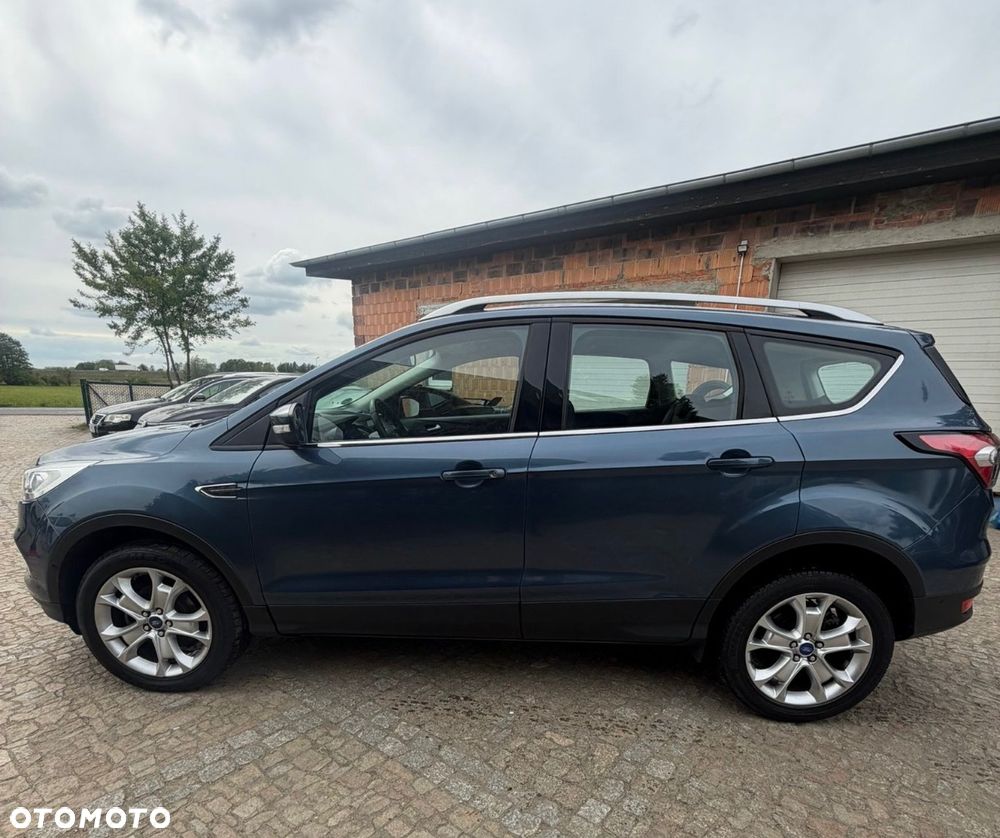 Ford Kuga - 12