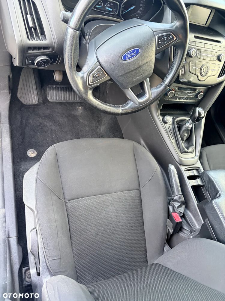 Ford Focus 1.5 TDCi Trend - 19