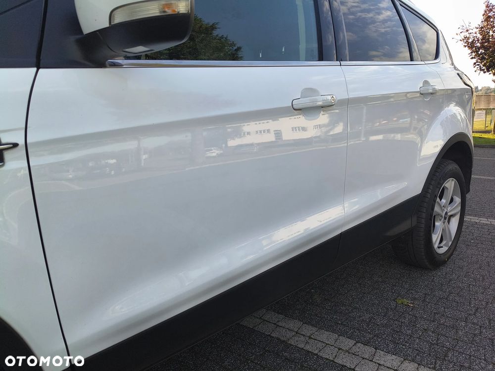 Ford Kuga 1.5 EcoBoost 2x4 Trend - 33