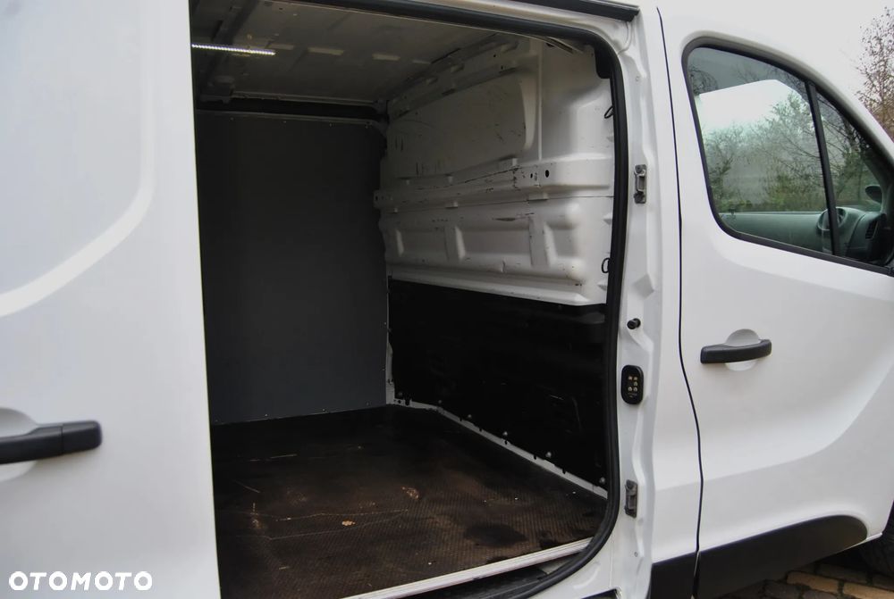 Renault Trafic - 10