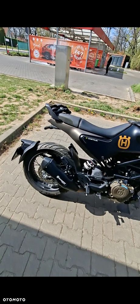 Husqvarna Svartpilen - 20