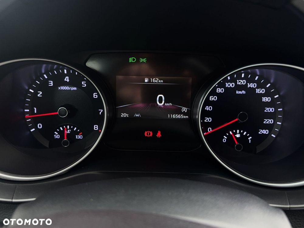 Kia XCeed - 22