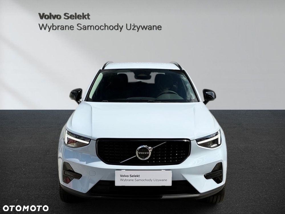 Volvo XC 40 - 3