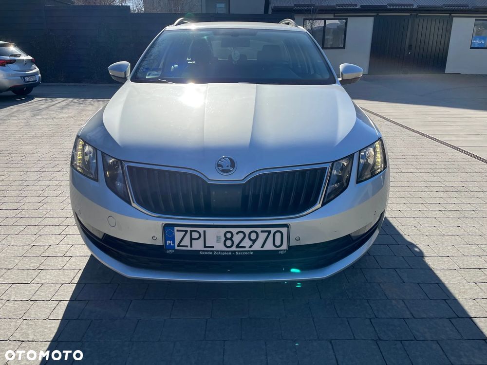 Skoda Octavia - 2